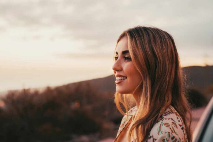 Portrait,Close,Up,Of,Face,Of,One,Young,Beautiful,Woman